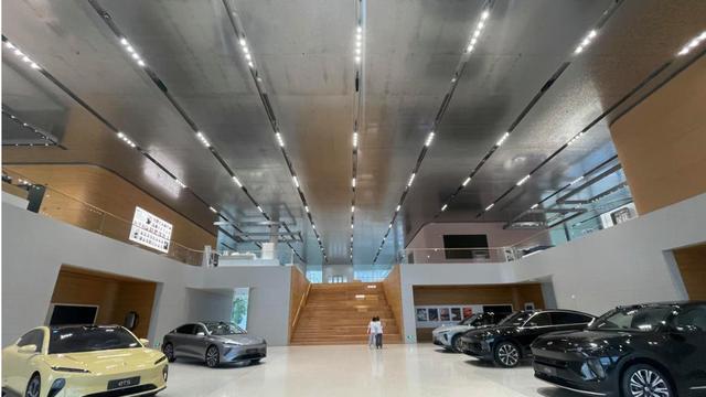 蔚来销量暴涨背后：蛰伏一年后，它究竟做对了哪3个关键决策？