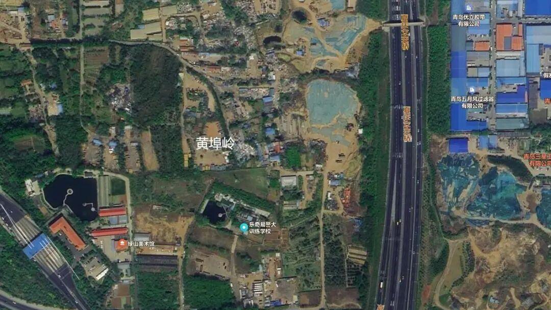 城阳山顶建成四合院，被认定为违建或下月拆除