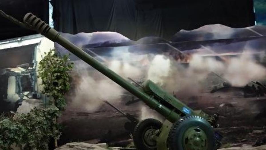 河南青鹏模型：大型军事模型租赁赋能国防教育多场景应用