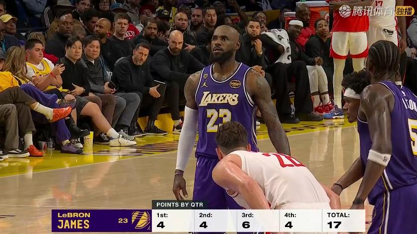 湖人憾负！老詹25+3+7，赛后老詹径直走入通道，范弗里特走入场内庆祝