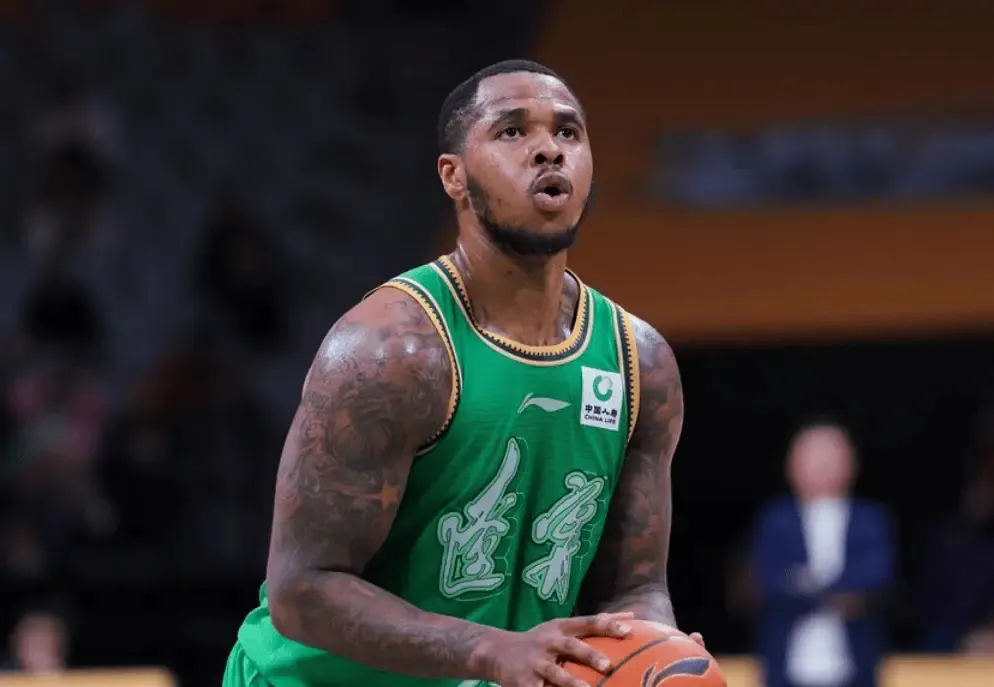 今晚7点半！客战四川，辽宁一哥回归！乌戈表态：扶正亨特