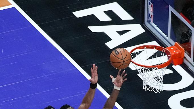 懂篮球帝-简单分析竞彩310NBA：骑士VS猛龙