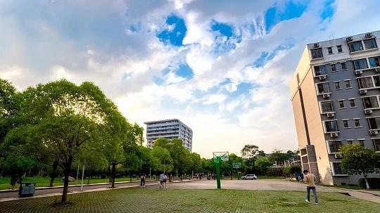 2万位次锁定江财核心专业群：A-学科+华为共建产业学院的“双重保障”