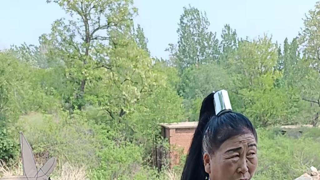 68岁“短剧女王”和她的土味剧组