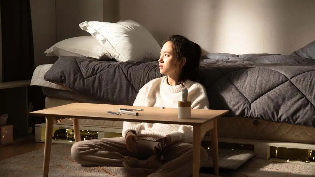 断舍离8年，我终于明白：东西越多，越耗能量