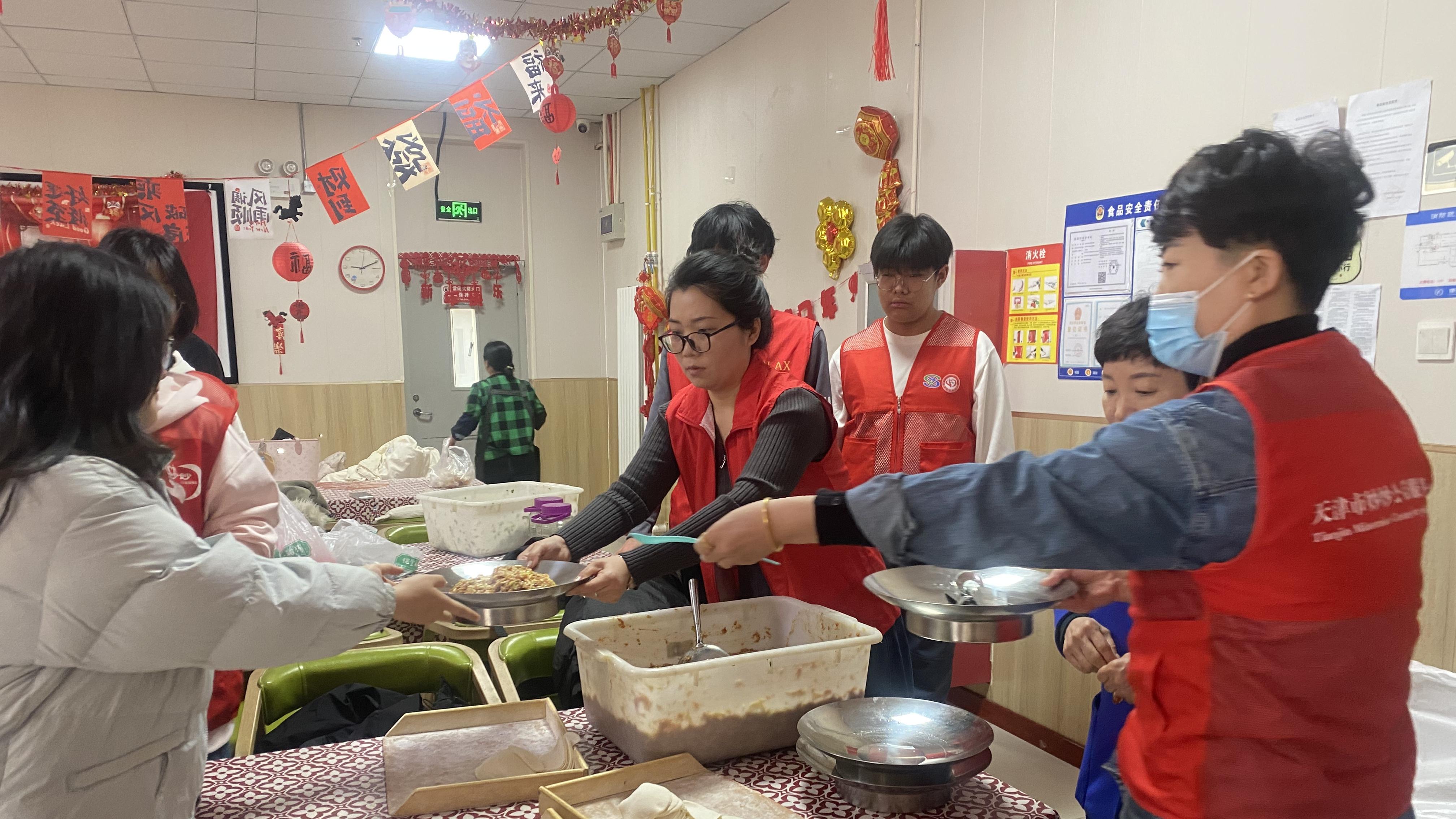 雷锋精神永传承 爱老敬老暖人心——妙妙公益党支部开展学雷锋志愿服务主题活动