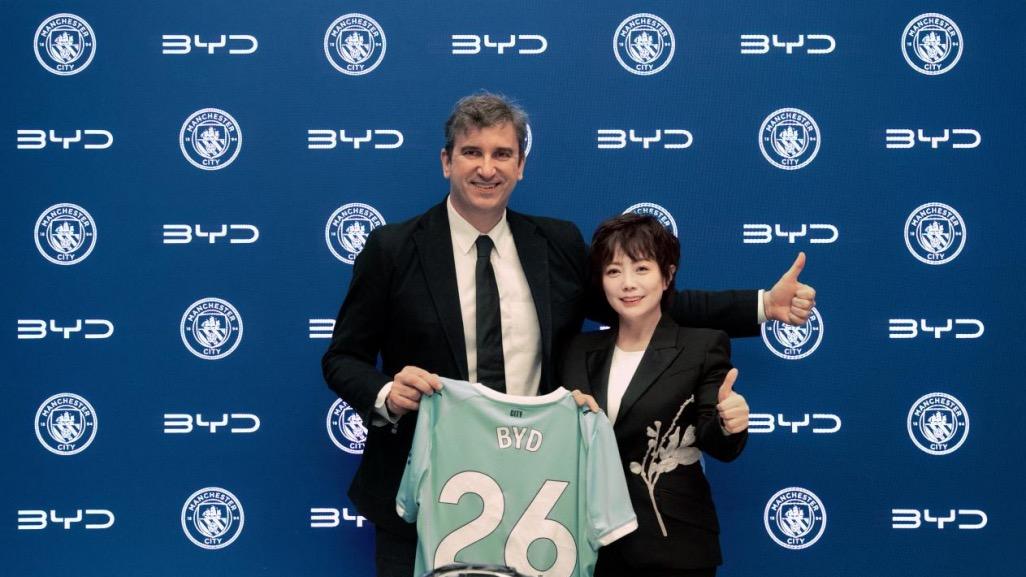 比亚迪正式成为曼城官方合作伙伴，绿色出行赋能绿茵赛场
