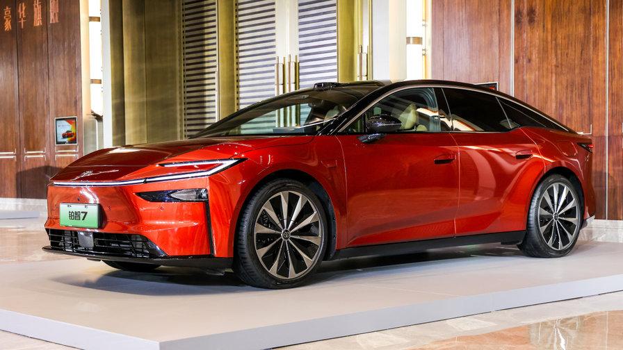 广汽丰田铂智7预售价格公布15.68万元起