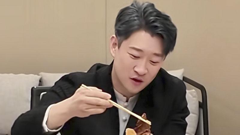 “复制”师父的路，曹云金也开饭店了，还能修复师徒关系吗？