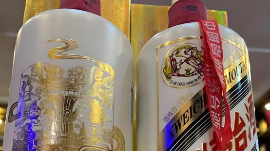 海关律师、走私辩护律师邵丹：每次可免税携带多少茅台酒进境？