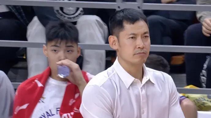 广东男篮输给北控男篮原因找到，赛后张庆鹏点评一针见血
