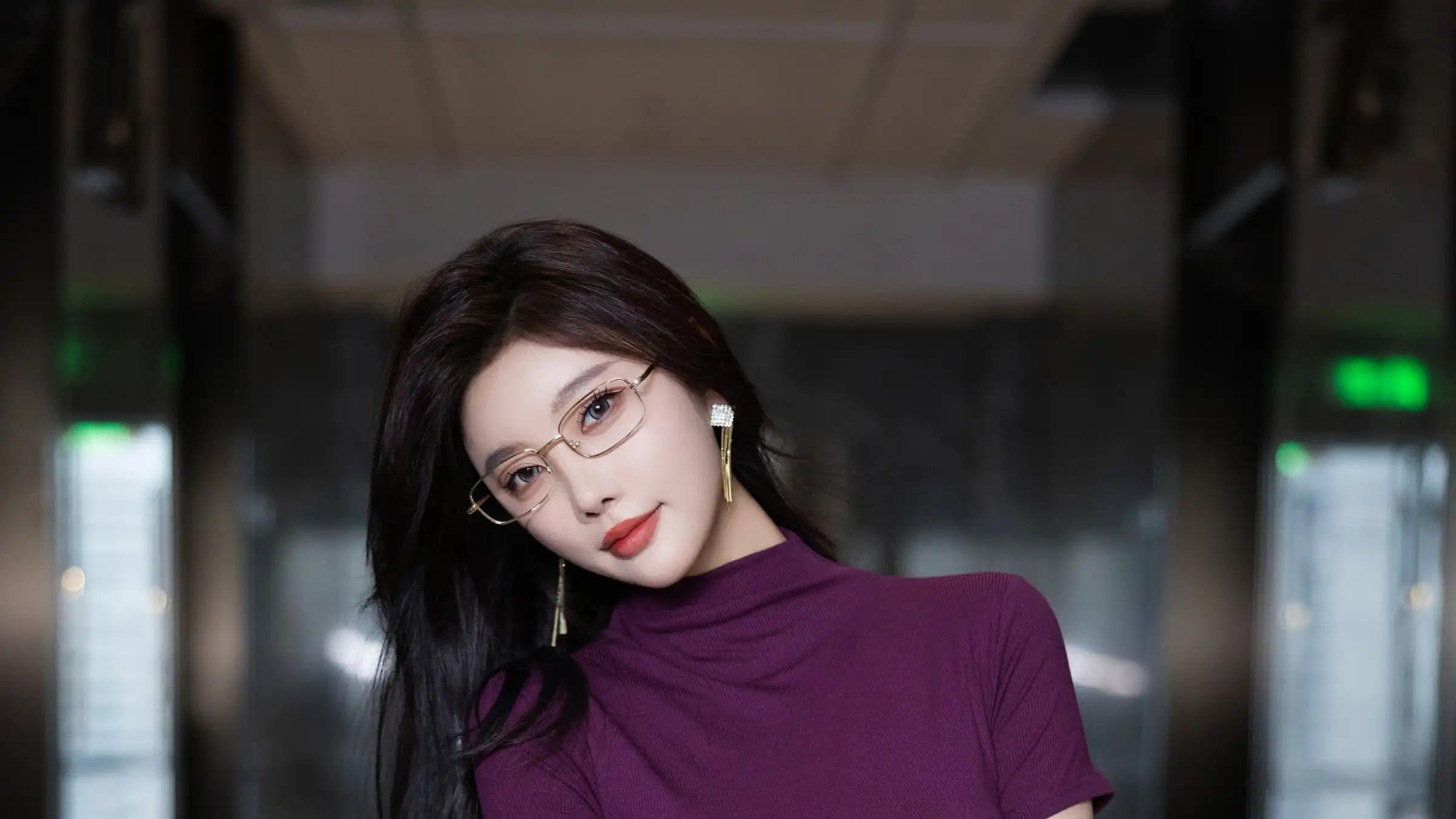 职场穿搭｜酒红的高级感