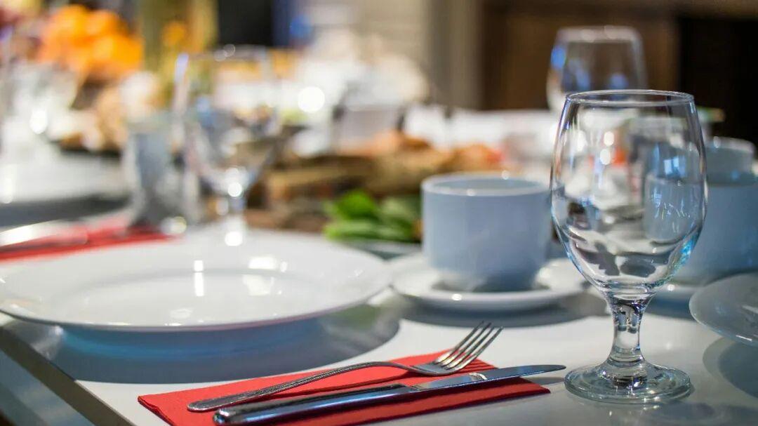 年会停了，但没人怀念它