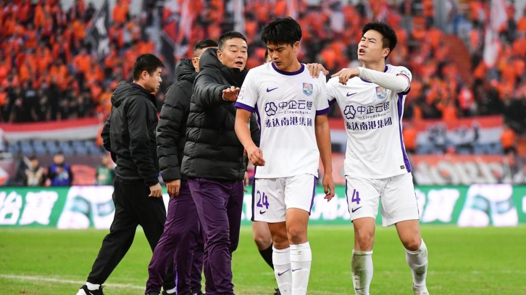 负8分垫底，后腰荒逼上绝路！津门虎久违王牌终于解禁，高原客场成救命稻草？