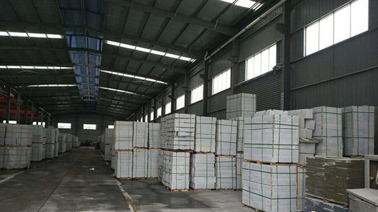 荒料加工砂岩用于地下车库出入口坡道的表面粗糙度留设