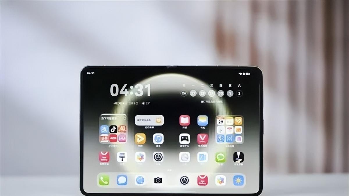 阔屏折叠旗舰落地，三星 Galaxy Z Fold8 将于 8 月发布
