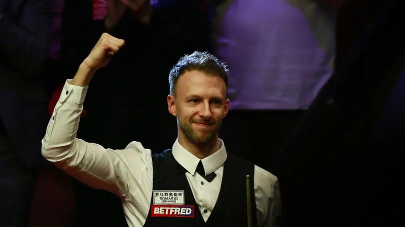 冷门预警！2-0！袁思俊领先世界第1，庞俊旭连赢2局，小钢炮1-1平卡特