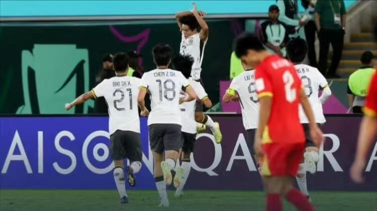 U23国足带着未失一球、净胜四球的成绩杀入亚洲杯决赛