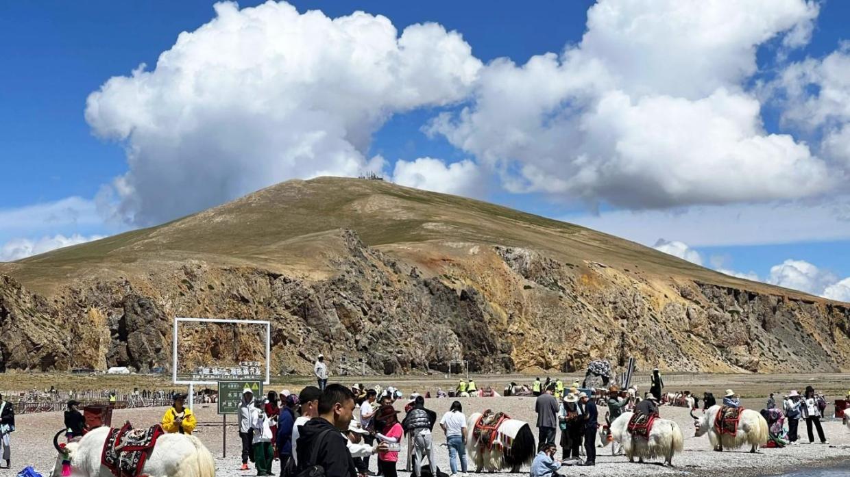 环游圣湖纳木措（白牦牛）