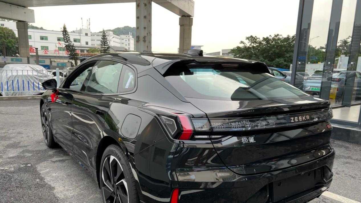 主动召回才是有担当的表现，极氪再次树立行业标杆