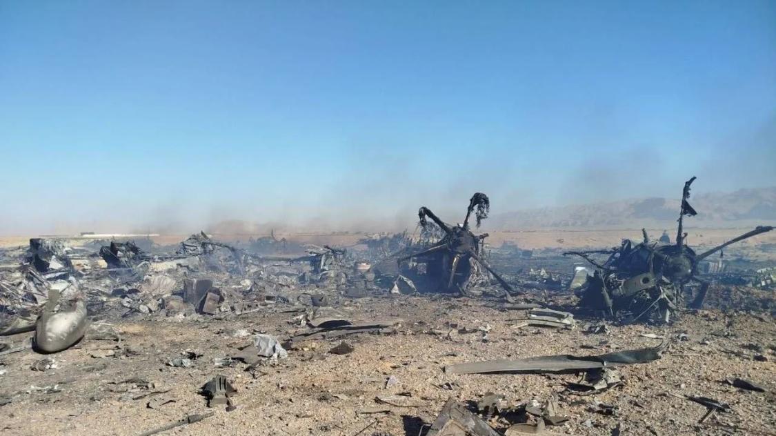 美国惨败霍尔木兹海峡的模样，像极了英国霸权落幕时，死活无法控制苏伊士