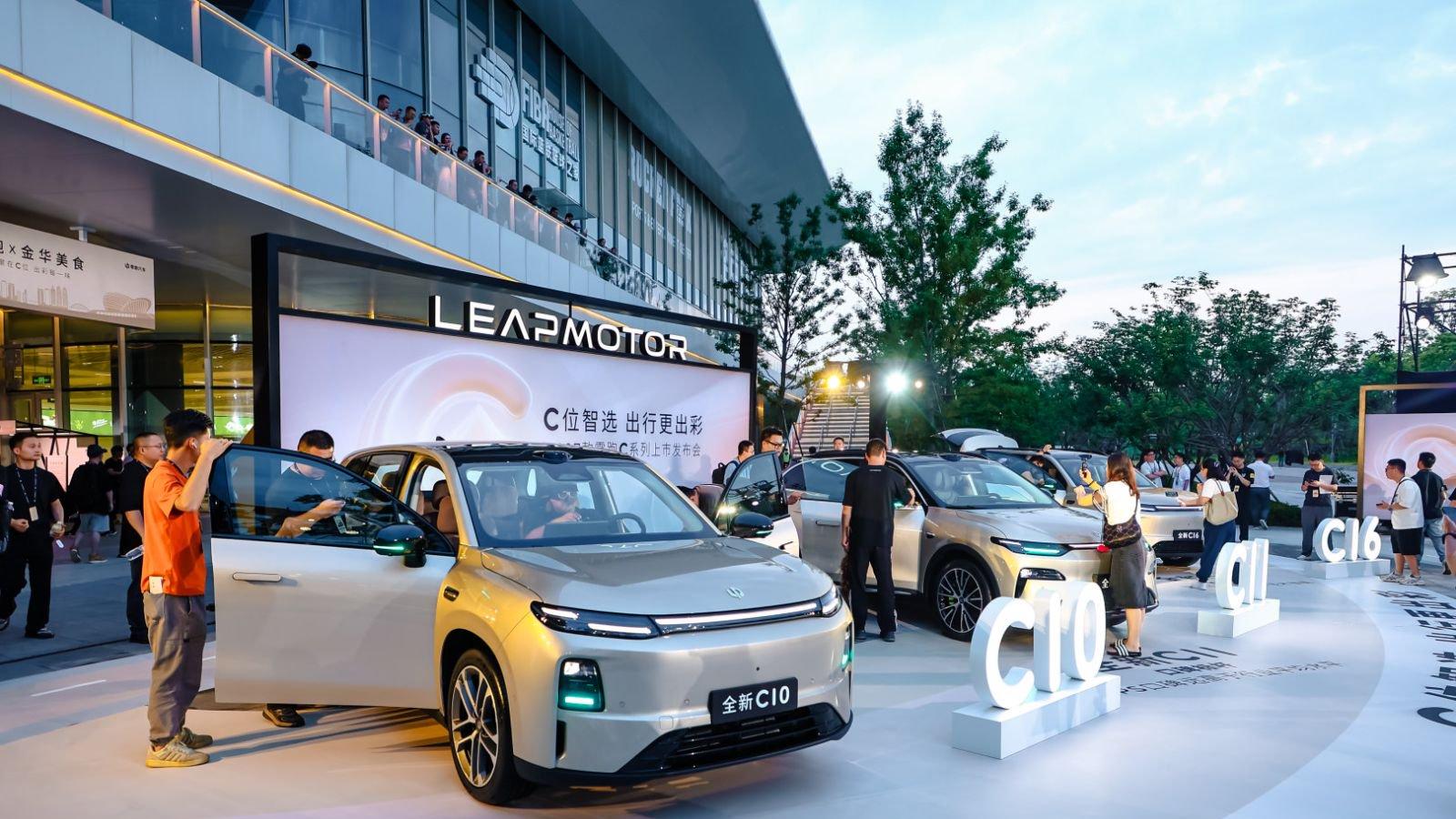 12.58万起的家用SUV，零跑全新C系列配齐了30万级豪华配置