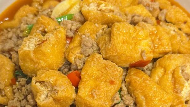 超下饭家常硬菜！肉沫焖油豆腐，每一块都灌满鲜汁