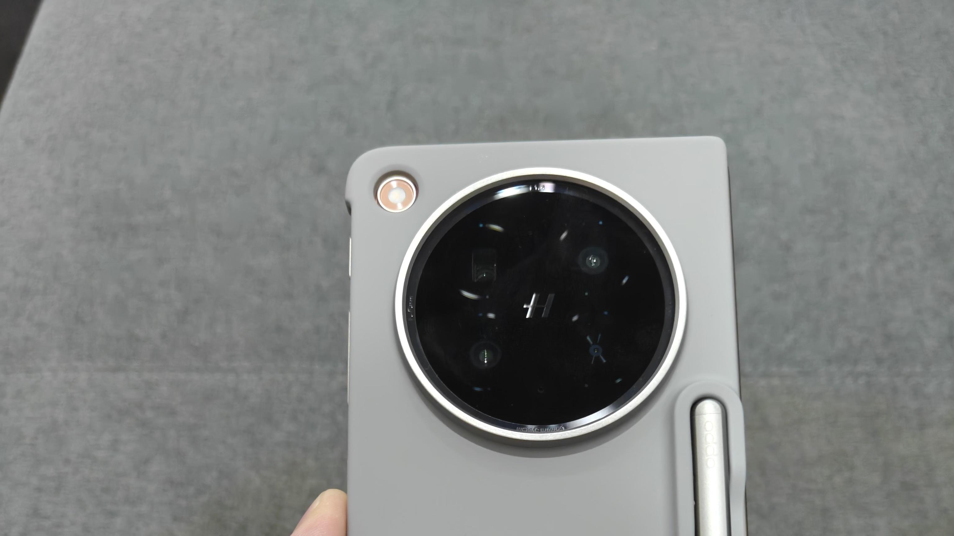 抱歉，iPhoneFold我等不了了