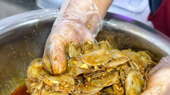 南门口捆鸡：豆制品与香料的奇妙缠绕