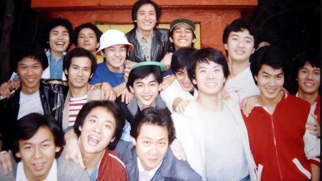 香港知名男星憔悴露面，脸颊凹陷中气不足，本人亲自回应