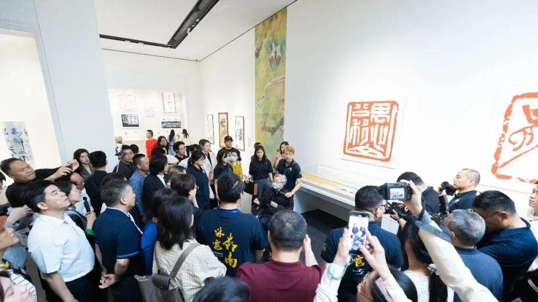 沪粤文脉相融 艺韵岭南沐露 “韩天衡艺术回顾展”耀启广东美术馆（新馆）