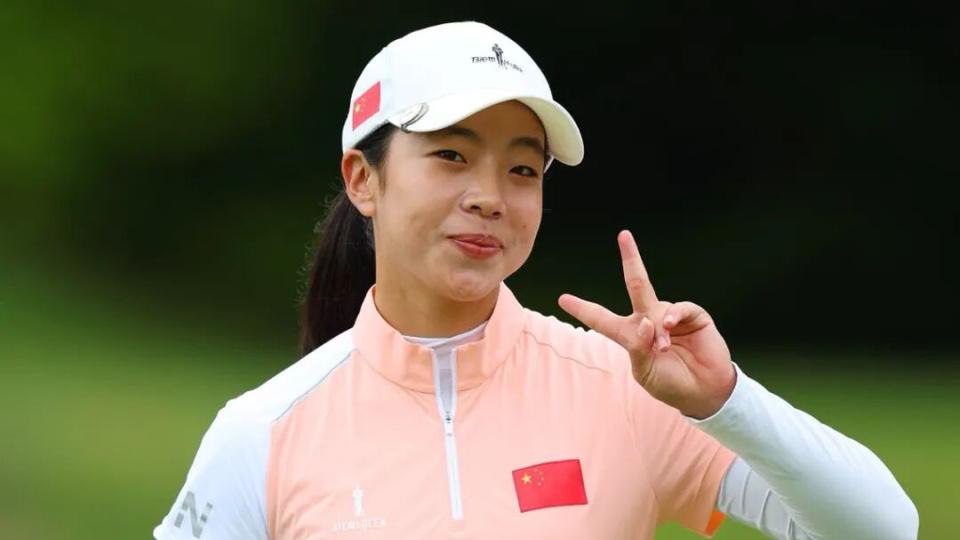 亚太女子业余锦标赛杨云秀创36洞杆数纪录领先，刘弦T9刘宇婕T13