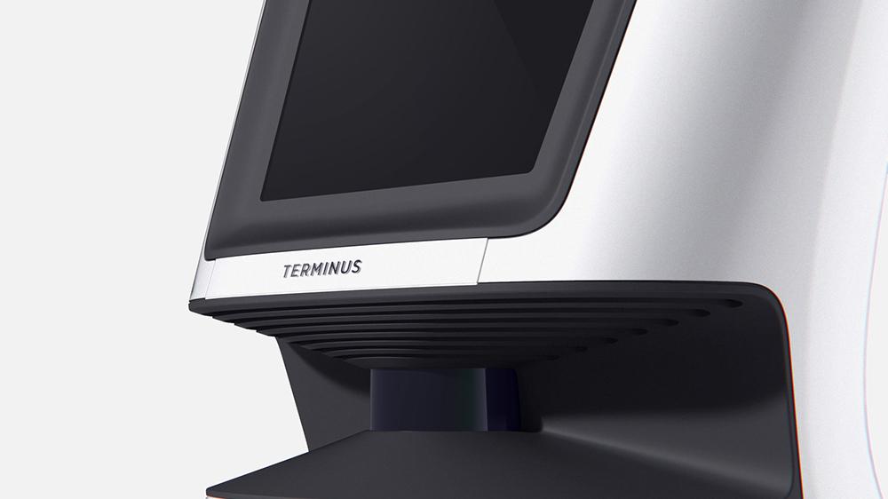 cnc加工四轮机器人手板模型-齐乐手板