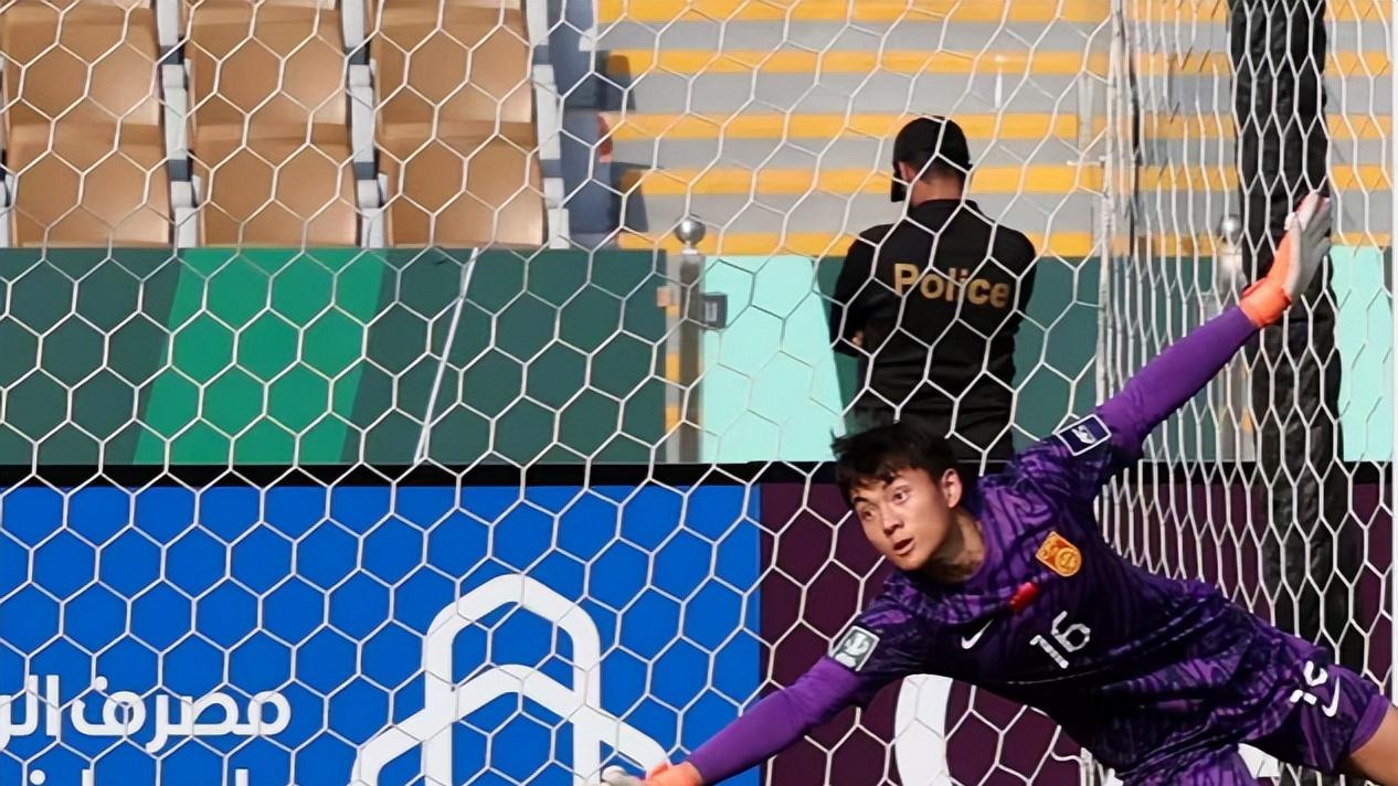 亚洲杯最新积分榜！中日韩越包揽四强，澳乌出局，西亚全军覆没