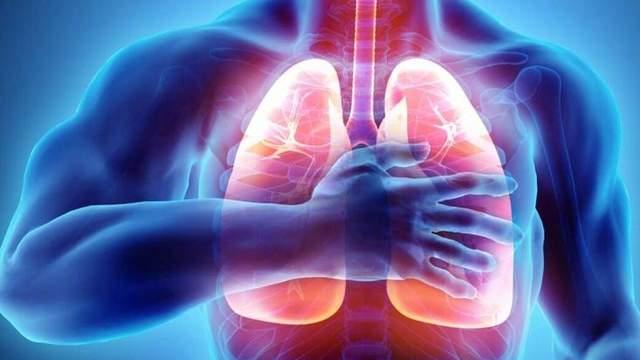 反复咳嗽不是感冒，而是过敏性肺炎在报警，别拖到肺纤维化才后悔