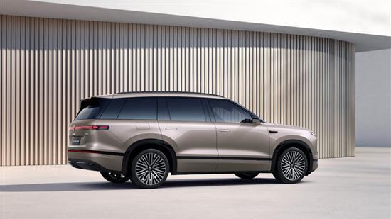 纯电续航超400km ID.ERA 9X将于4月正式上市