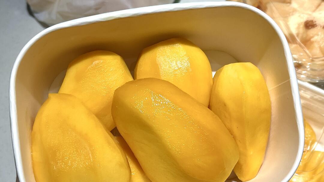 水果的“正确”挑选方式：果农亲手教学，一招吃遍“鲜”！