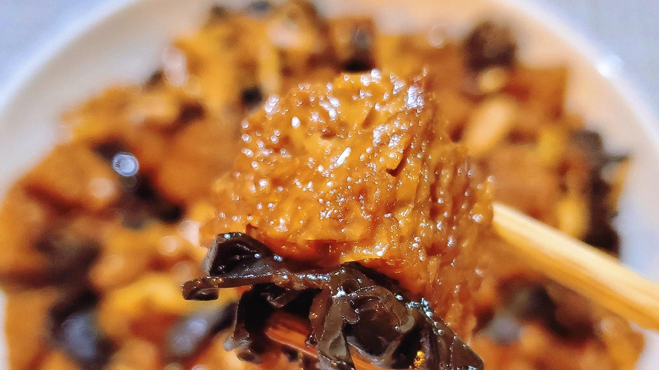 四喜烤麸：一口咬下江南的温柔春意