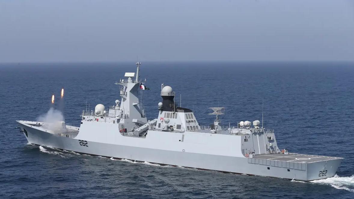 巴基斯坦在印度洋上开火试射中国导弹，到底在给谁打信号？