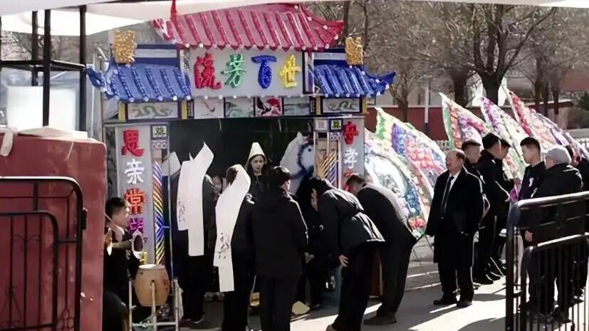 沦为闹剧的《乡村爱情18》，你们看了吗？