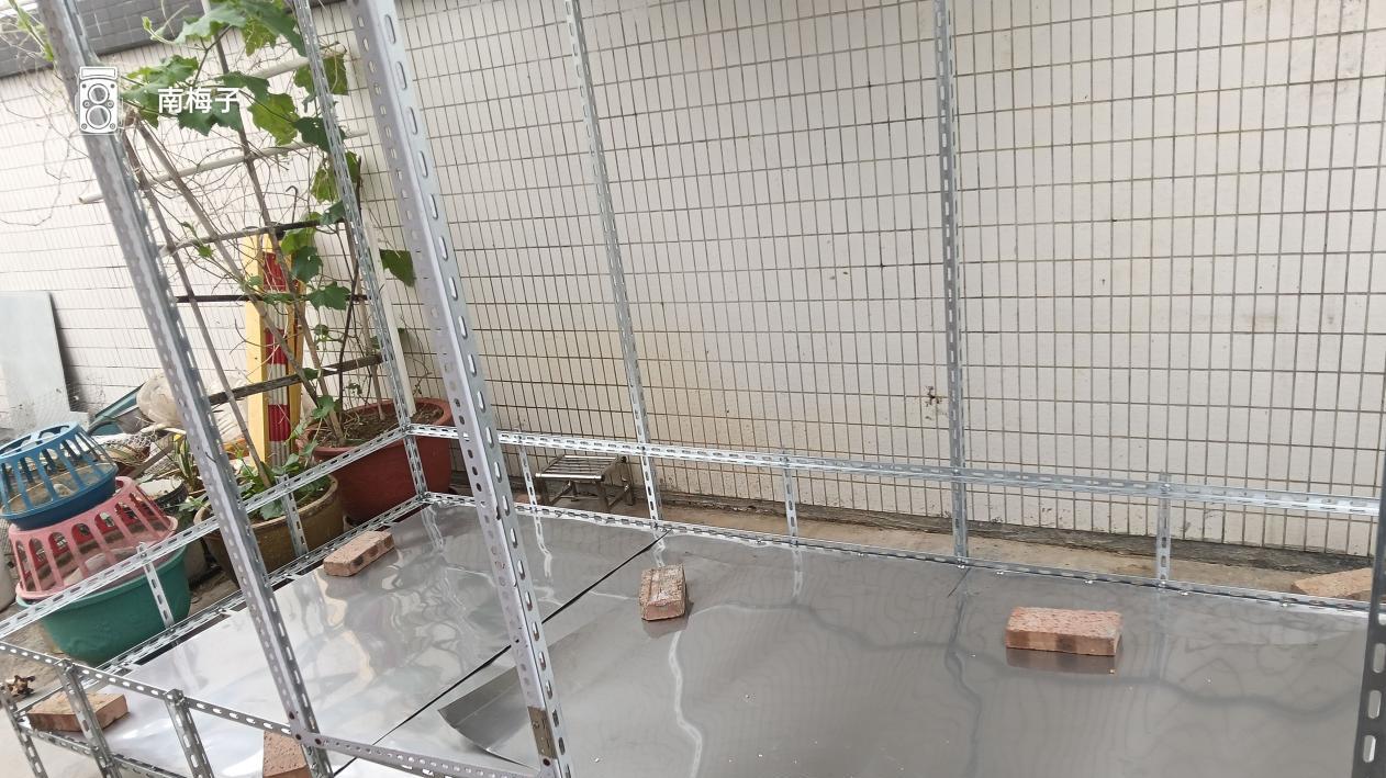 鸡屋搭建记：现代工具与传统智慧的碰撞