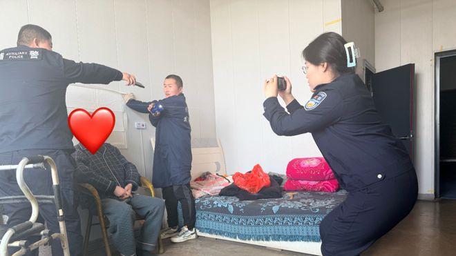 【绛县公安】让服务有速度更有温度！绛县大交派出所上门办证获群众点赞