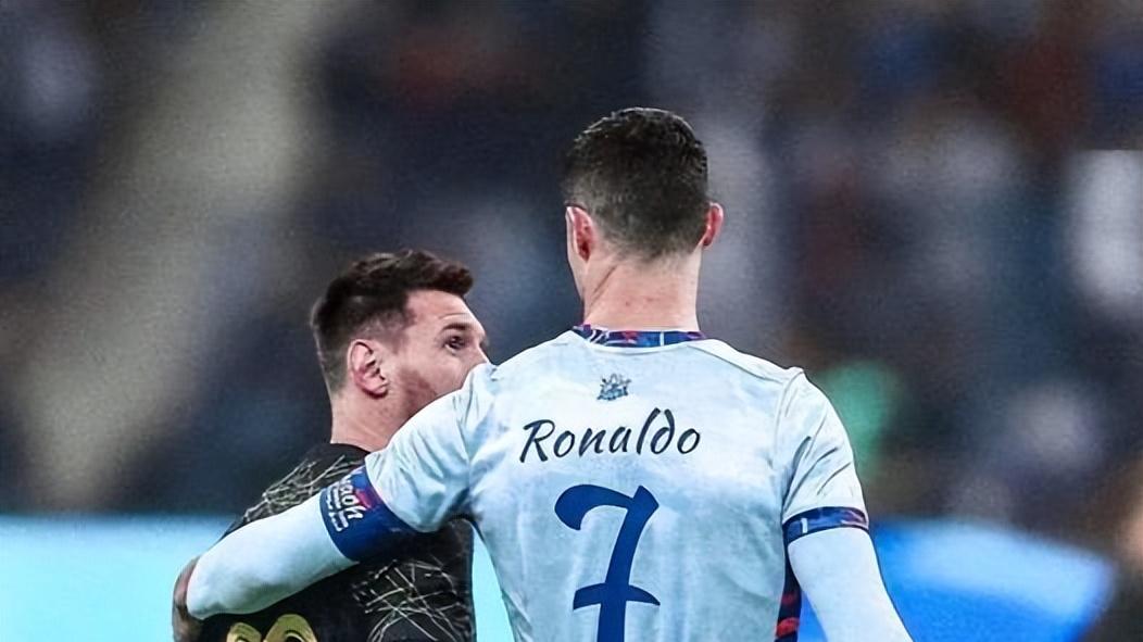 又一新梗！迪马利亚谈梅罗：先夸C罗，转头才知是暗捧梅西