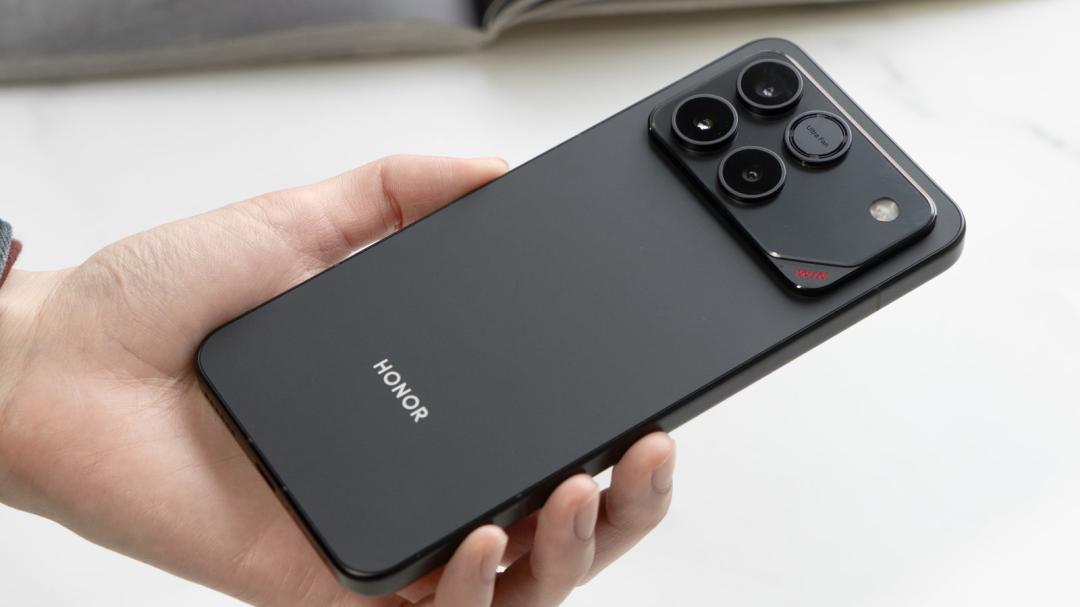 续航能用三天？2026年新手机，可能要跟充电宝说再见了