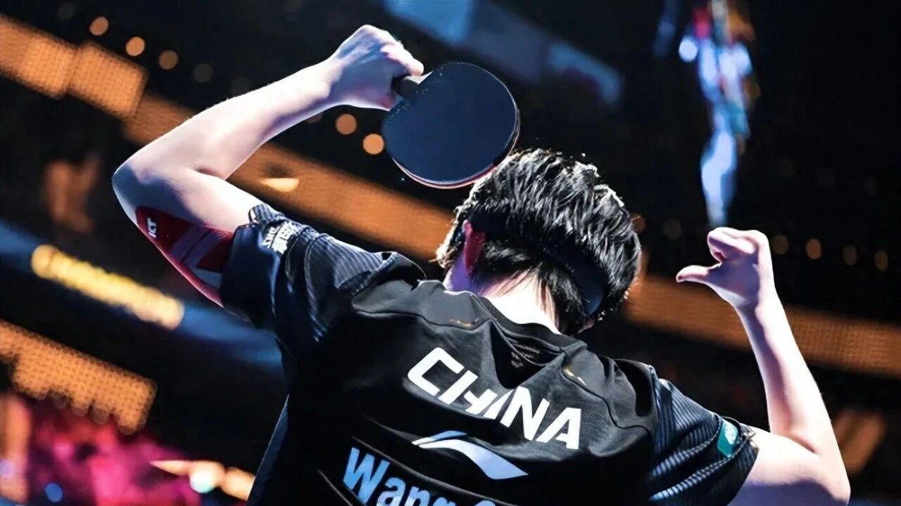 短短几天就提供了多个热搜，许昕大概率能坐稳王楚钦拥护者的第一把交椅！