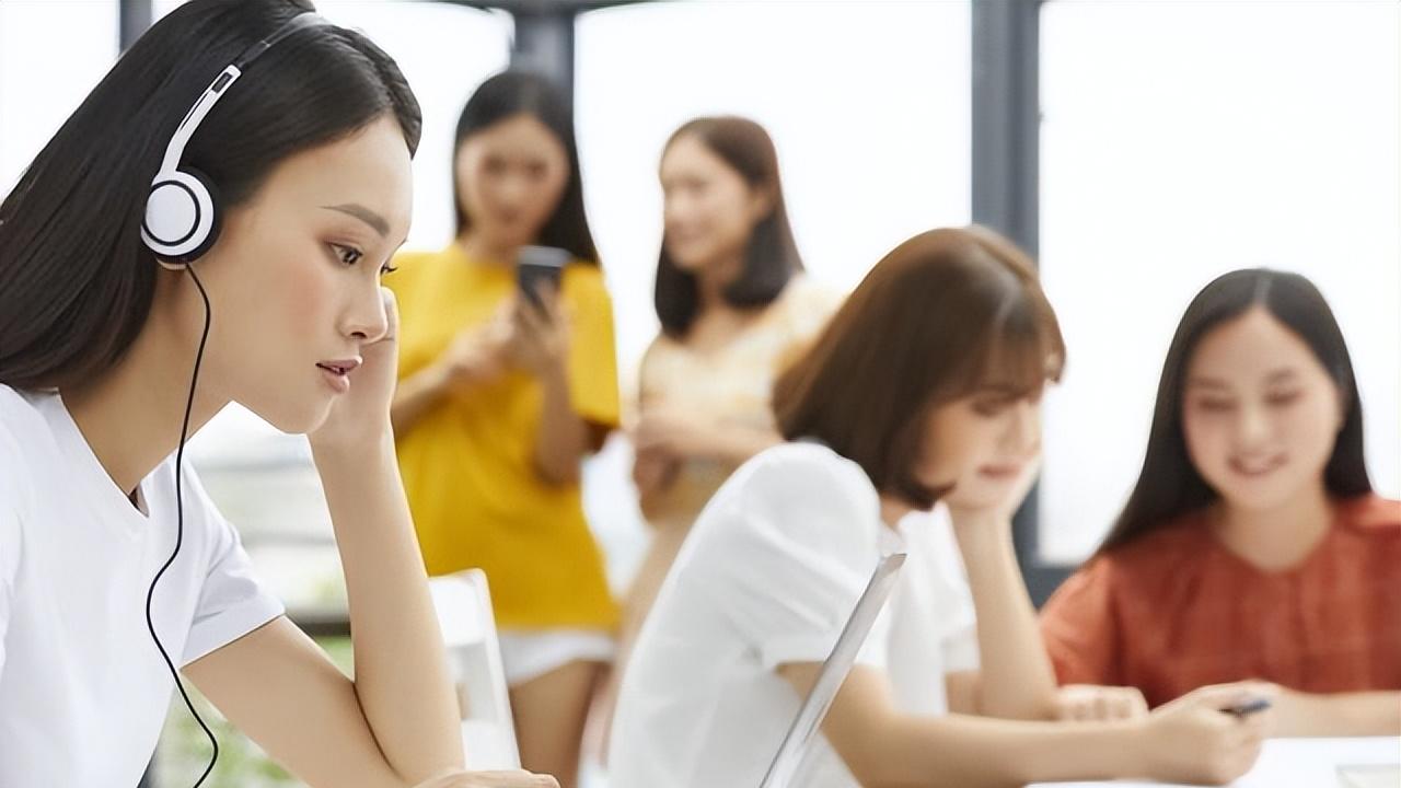 智能体来了，大学生该如何选择AI培训平台