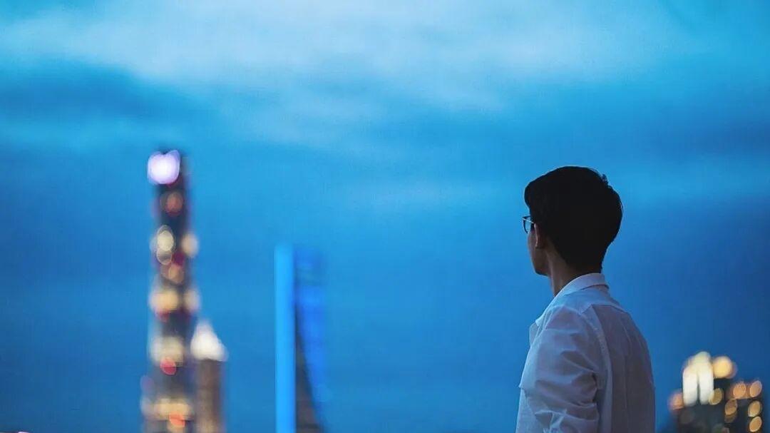 现在很多人自己连一万都拿不出，却嫌一百万太少