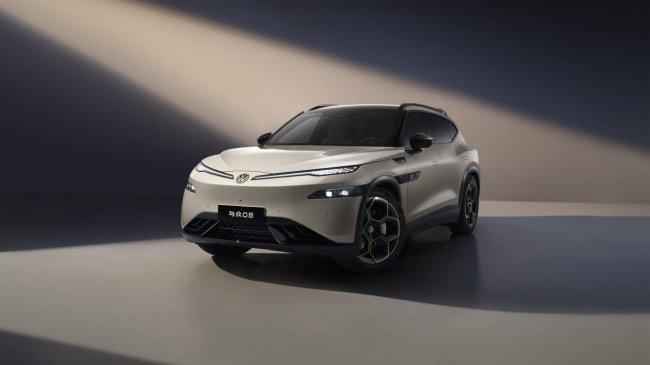 与众08重磅入市 德系纯电 解锁场景出行新体验