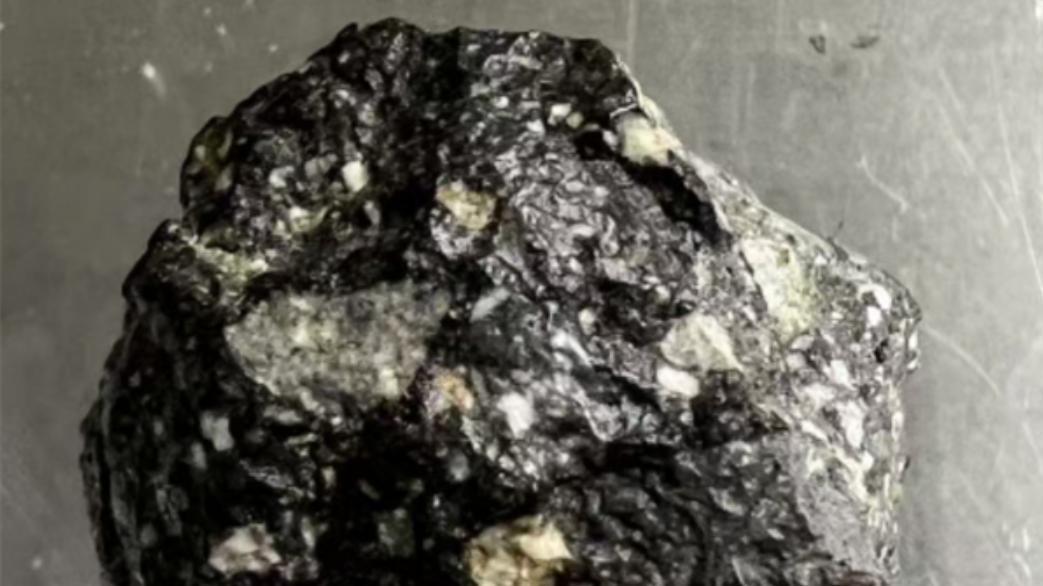 我国公布两年前发现的月球陨石研究成果