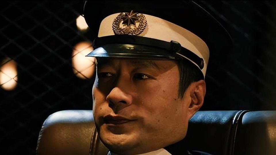 仅播1天就口碑大爆，评分高达8.1，终于有值得熬夜狂追的黑马片了